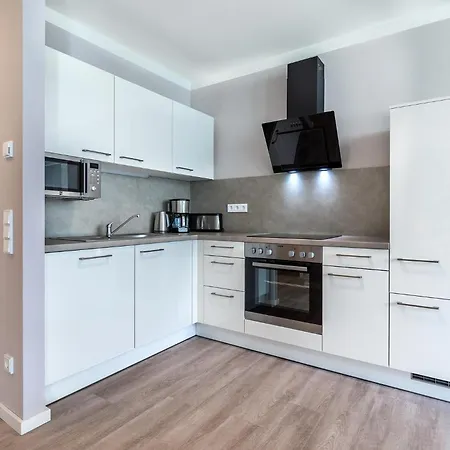 Godewindpark Deluxe-suite 1-05 Mit West-loggia Apartment Lubeck